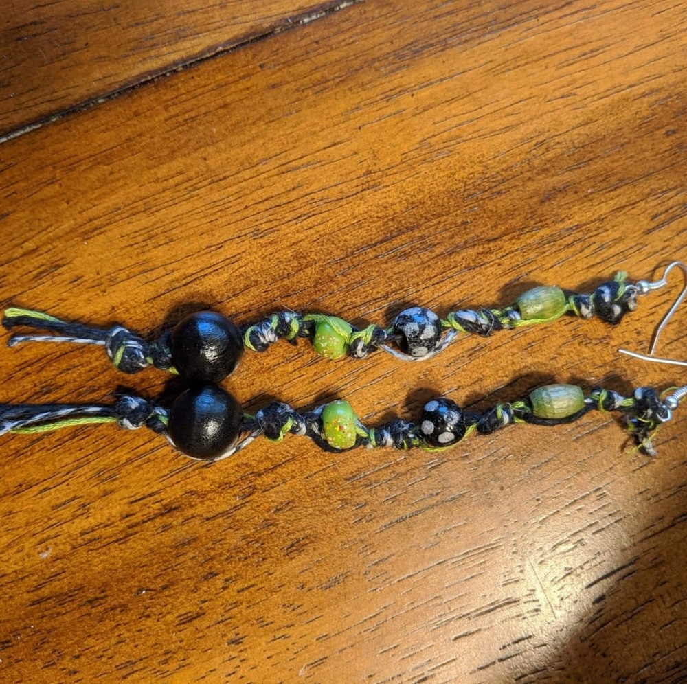 Simple cute hemp earrings